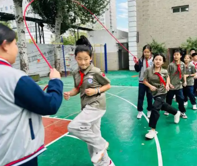 古人释义养子使作善对一个孩子来说德育永久比高分重要